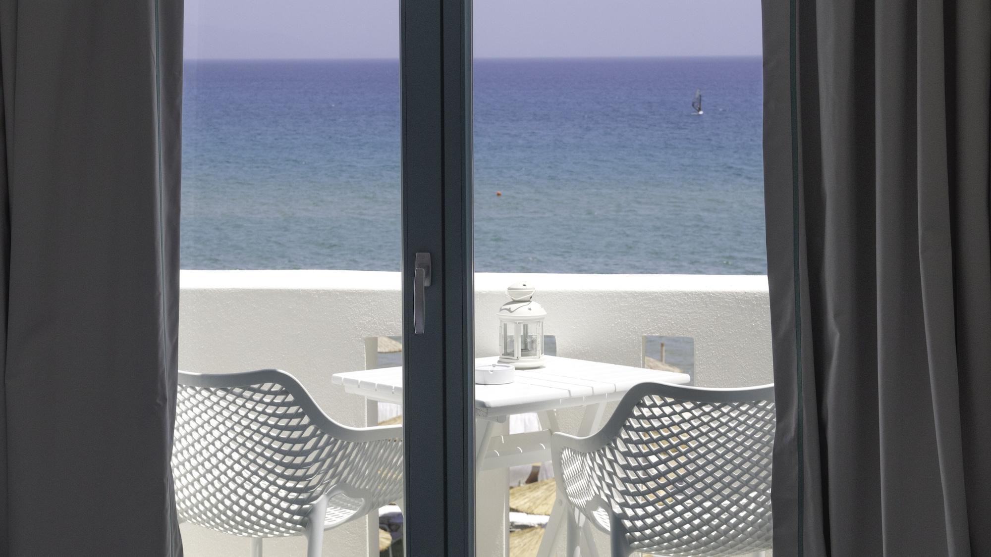 Amaryllis Beach Hotel Chrisi Akti  Bagian luar foto