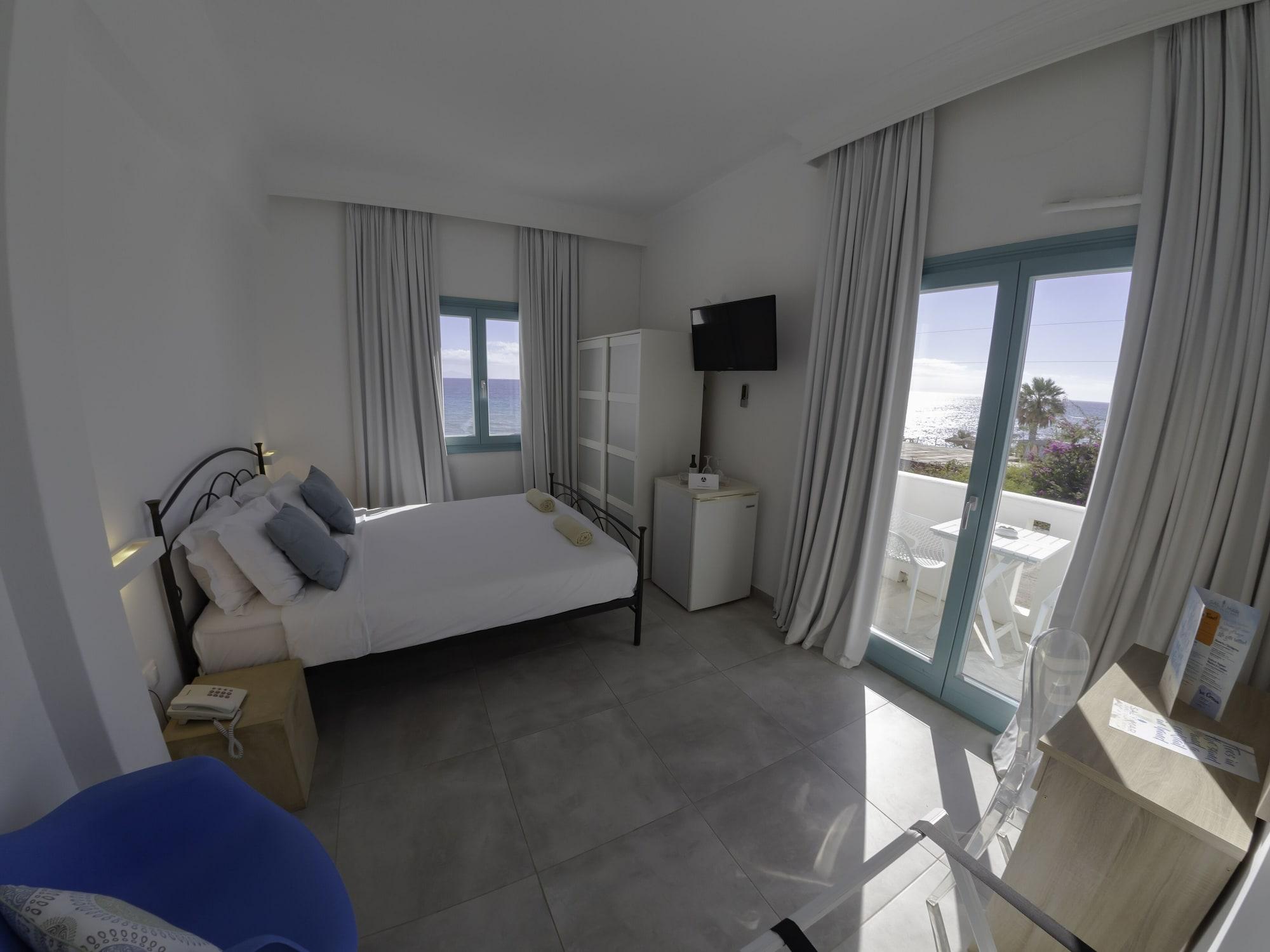 Amaryllis Beach Hotel Chrisi Akti  Bagian luar foto
