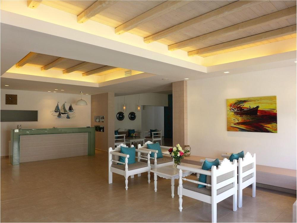 Amaryllis Beach Hotel Chrisi Akti  Bagian luar foto