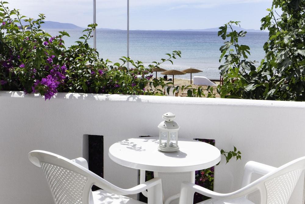 Amaryllis Beach Hotel Chrisi Akti  Bagian luar foto