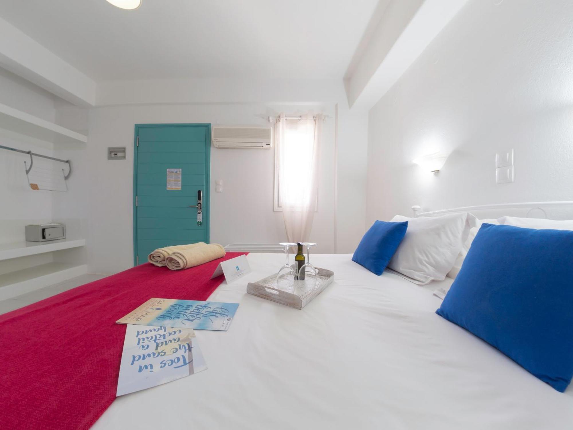 Amaryllis Beach Hotel Chrisi Akti  Ruang foto