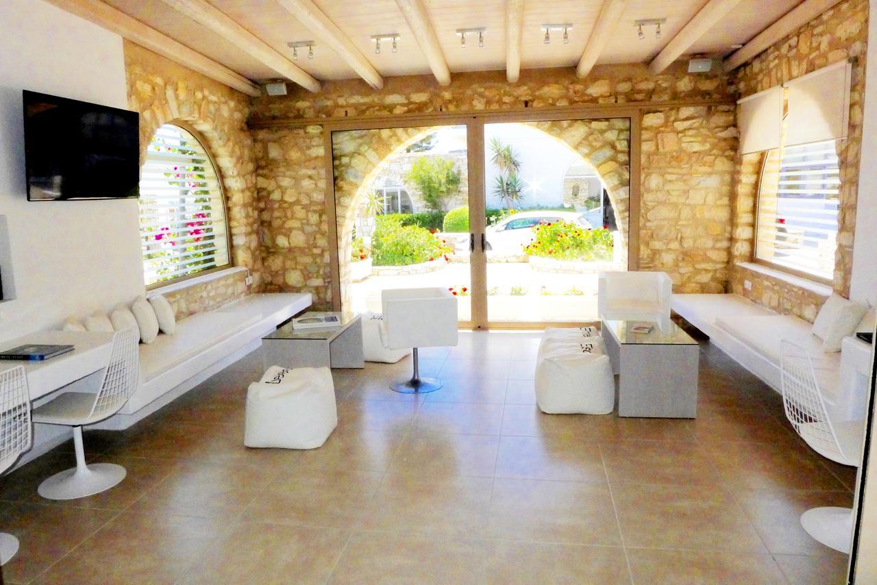 Amaryllis Beach Hotel Chrisi Akti  Bagian luar foto